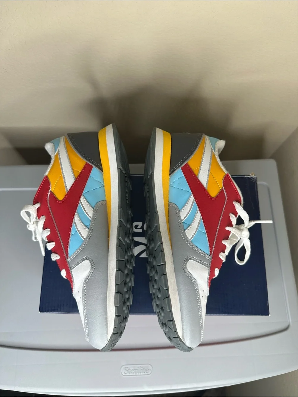 Reebok classic low